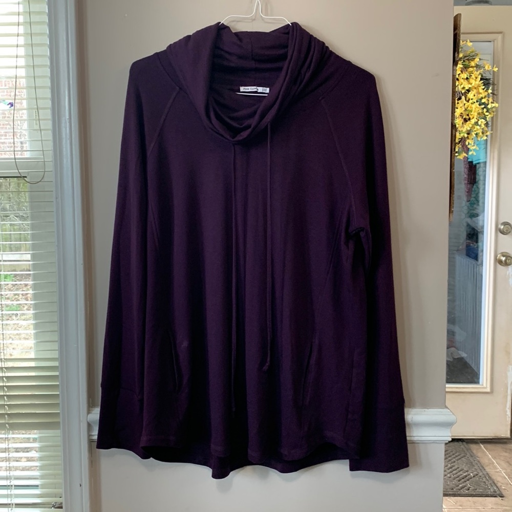 Pink Clover Woman’s XXL Burgundy Funnel Neck Front Pockets L/S Tunic Top